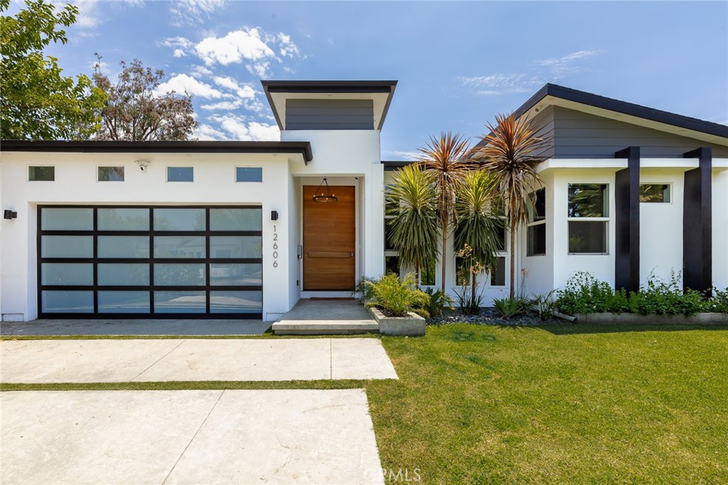 12606 Emelita Street