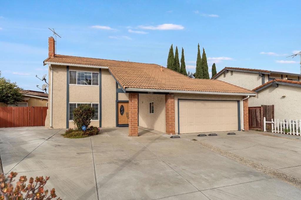 3819 Nash Court