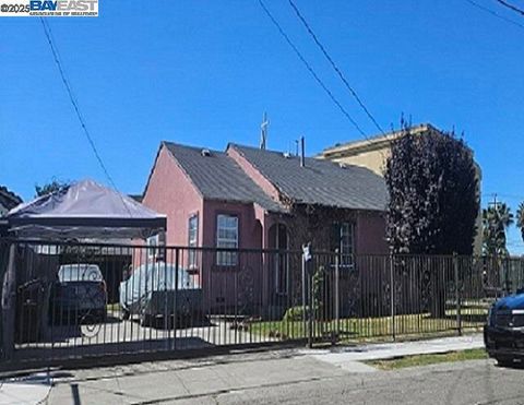 Photo of 230 Wistar Rd Rd, Oakland, CA 94603 (MLS # 41114705)