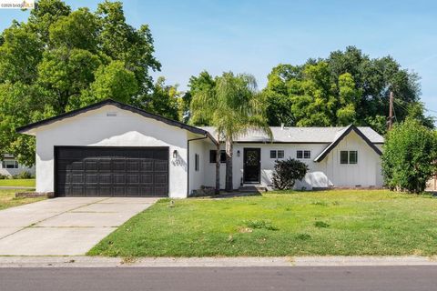 Photo of 6501 Oakbrook DR DR, Fair Oaks, CA 95628 (MLS # 41134989)