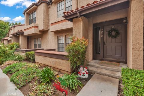 Photo of 325 E Chapman Ave #B, Placentia, CA 92870 (MLS # DW25262690)