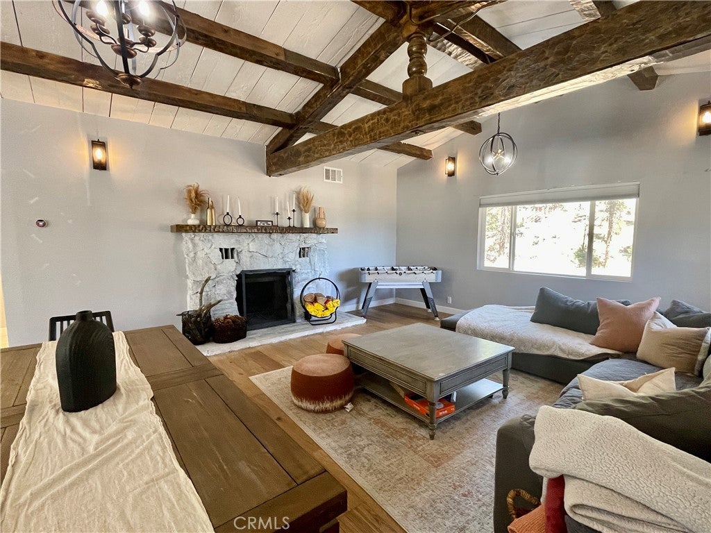 1753 Pineridge
