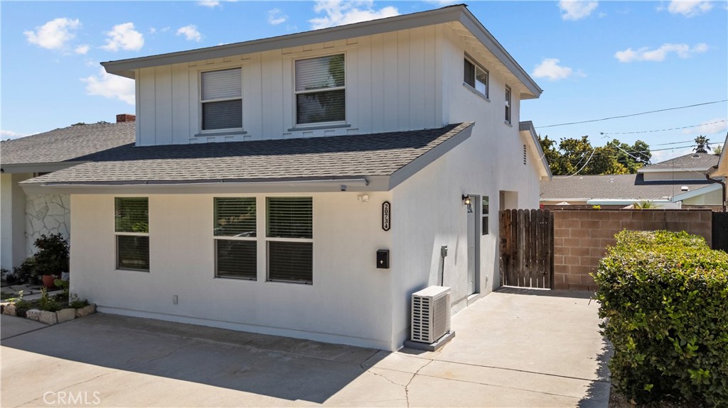 Modern 1 Bed / 1 Bath ADU in the Heart of Winnetka, CA - Water Included!
Welcome to this beautifully converted 1 bedroom, 1 bathroom ADU located in a quiet residential neighborhood of Winnetka. This brand-new unit features a modern open layout, stylish finishes, and plenty of natural light throughout. Enjoy year-round comfort with air conditioning and heat, plus the convenience of a full kitchen with a refrigerator included, in-unit laundry, and a private entrance. Water and Gas is included in the rent, making budgeting easier.
Located close to shopping, restaurants, parks, and public transit. A perfect home for anyone seeking comfort, privacy, and convenience in the San Fernando Valley.