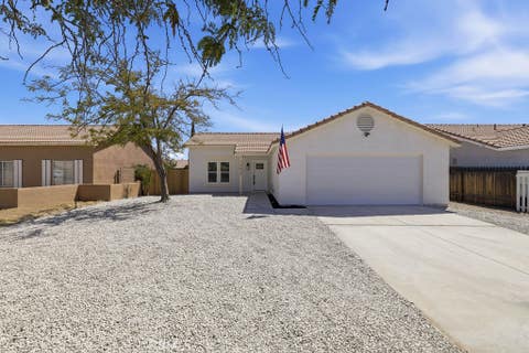 Photo of 14633 Dana Street, Adelanto, CA 92301 (MLS # HD26186846)