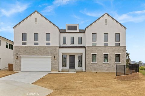 11091 Woodcrest Court Chatsworth CA 91311