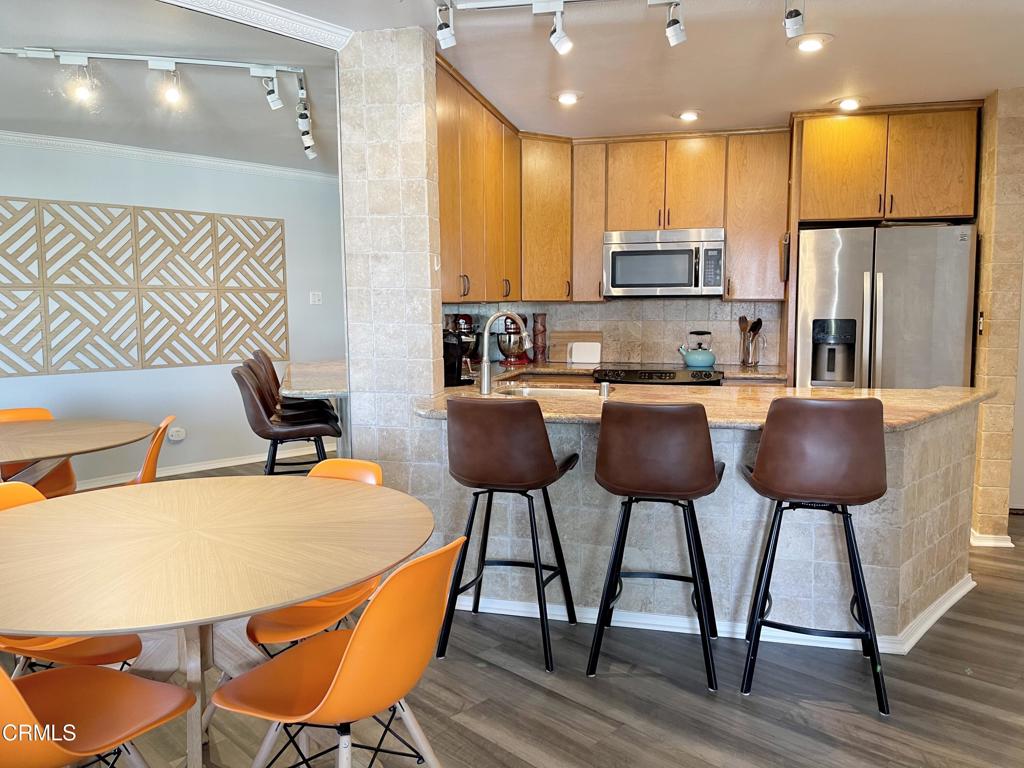 Oxnard Beach: Other - 0032 - Residential Lease