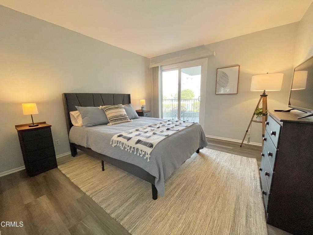 Oxnard Beach: Other - 0032 - Residential Lease