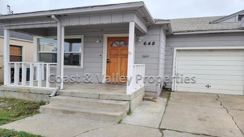 Photo of 646648 Wilson Street, Salinas, CA 93901 (MLS # ML82061420)
