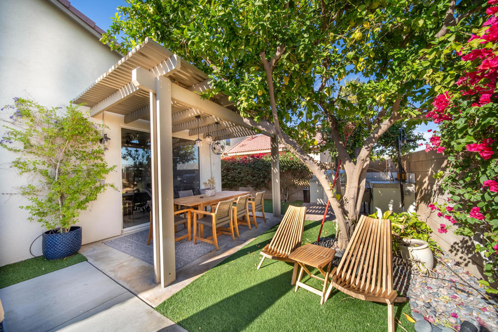 Anastacia - Residential