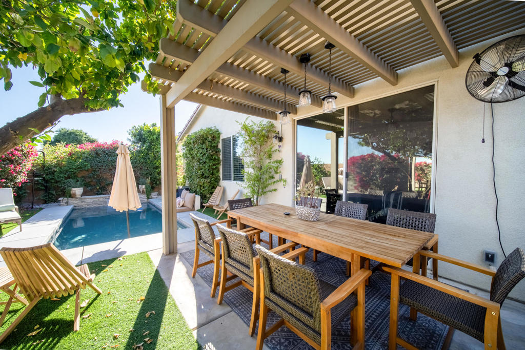 Anastacia - Residential