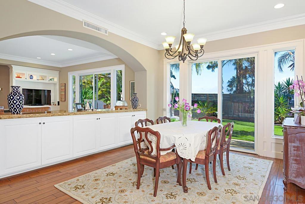 2498 Pinewood Street