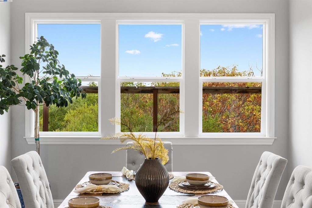 GALE RANCH - Residential