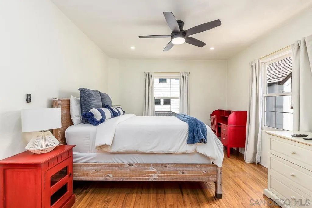 La Jolla, California 92037, United States, ,Residential,Active,211464