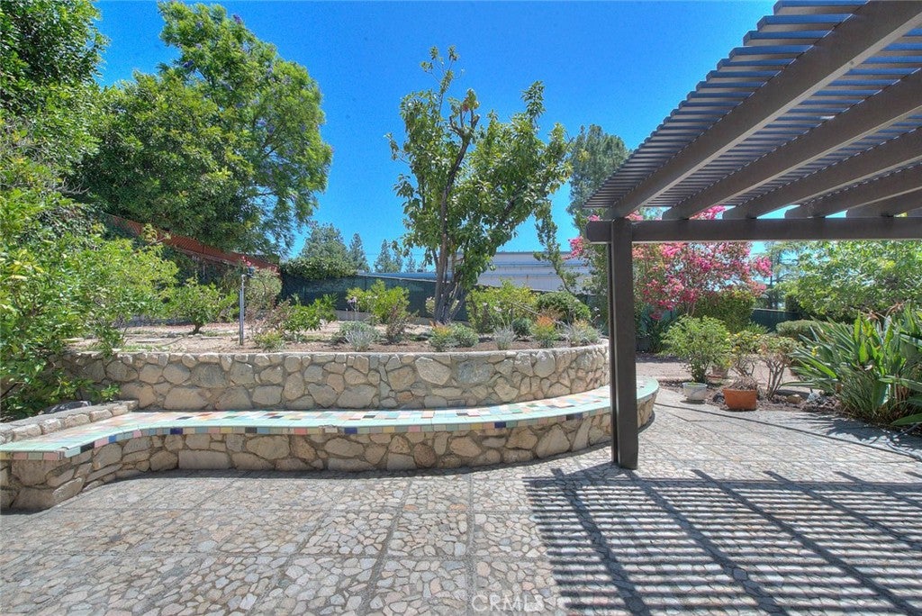 4808 El Sereno AVE, La Crescenta CA 91214