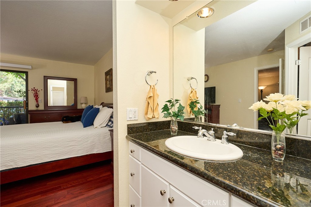 Indian Hill (INH) - Residential