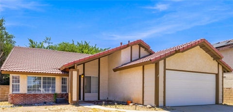 Photo of 1510 E Avenue J12, Lancaster, CA 93535 (MLS # SR26179794)