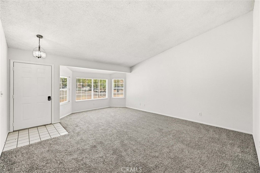 1510 E Avenue J12