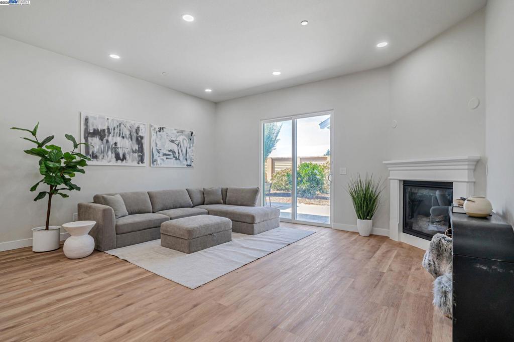 JENSEN - Residential