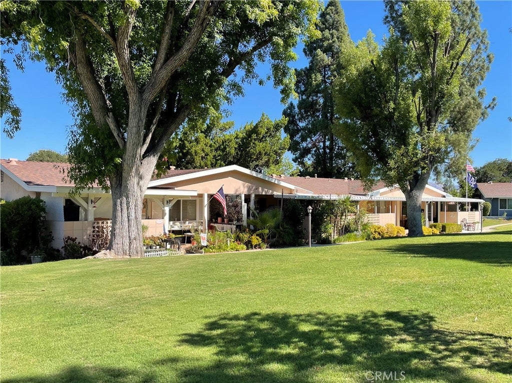 19228 B Avenue Of The Oaks
