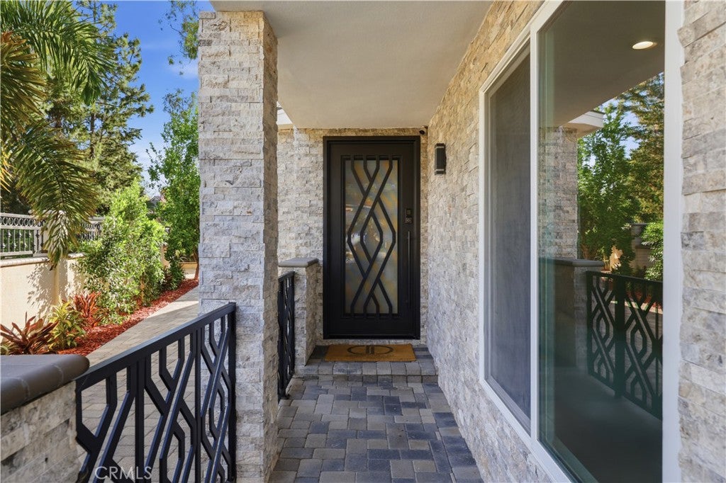 991 S Park Rim Circle