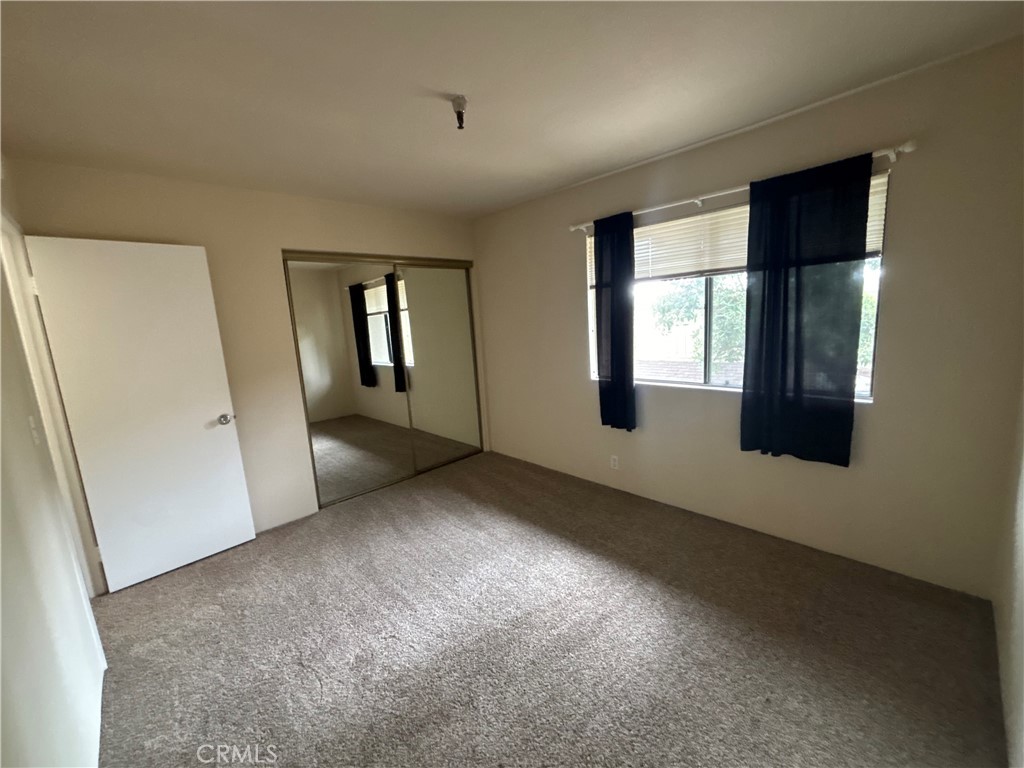 5497 Twin Lakes Drive