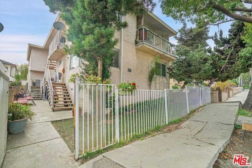 This property is now active in an online auction. Auction starts Monday 10/13 and ends Wednesday 10/15.  All offers must be submitted through the property's listing page.  Call listing agent for more details. Attention savvy investors looking to build or diversify their real estate portfolio! This triplex presents a fantastic opportunity to add an occupied asset to your portfolio. New roof installed December 2024.  Conveniently situated near local amenities, schools, and public transportation, making it appealing to a wide range of tenants. Ideal for investors or ambitious owner-users looking to capitalize on a well-located property while having the flexibility to renovate or personalize. Whether you are looking to enhance your investment portfolio or envision a property that reflects your design sensibilities, this triplex is ready for your creative touch. Property sold fully occupied, sight unseen/no interior access.  Contact with occupants is prohibited. Do Not Disturb. A Buyer's Premium of 5% will be added to all winning bid amounts to determine the Total Purchase Price. See auction website for more information. All bids will be subject to seller approval (minimums may apply).