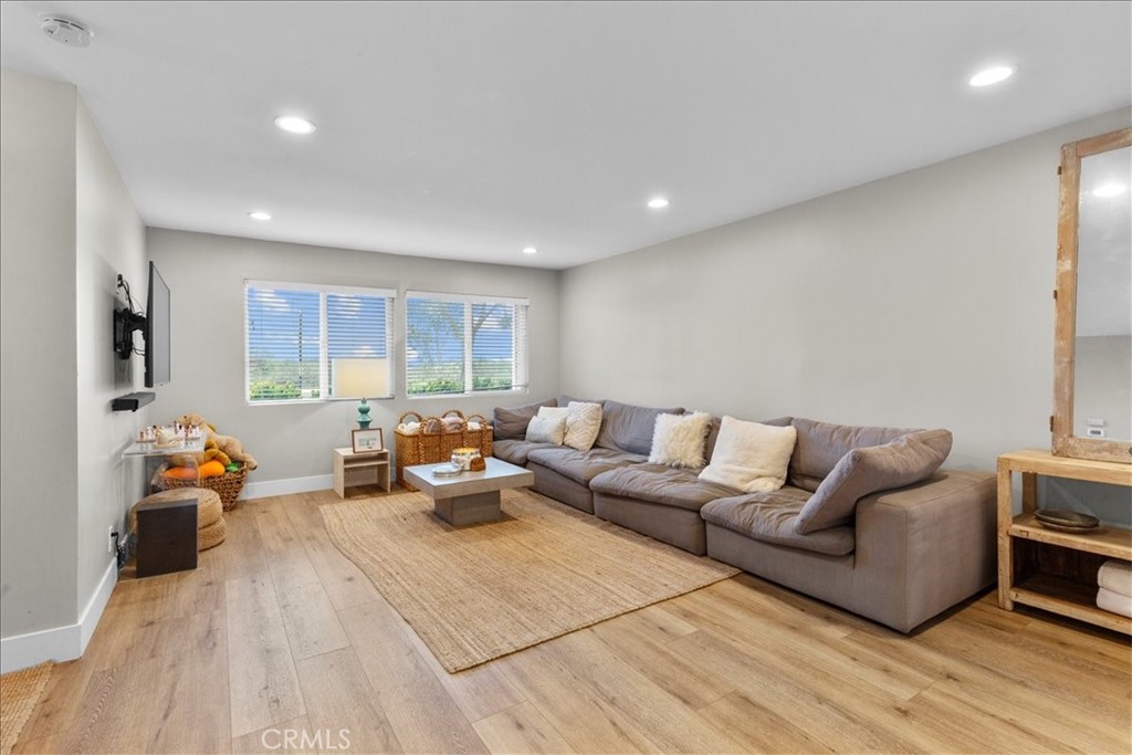 Newport Terrace (NEWT) - Residential Lease