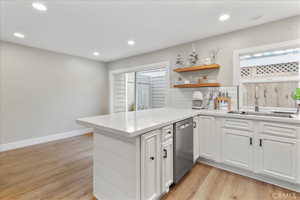 Newport Terrace (NEWT) - Residential Lease