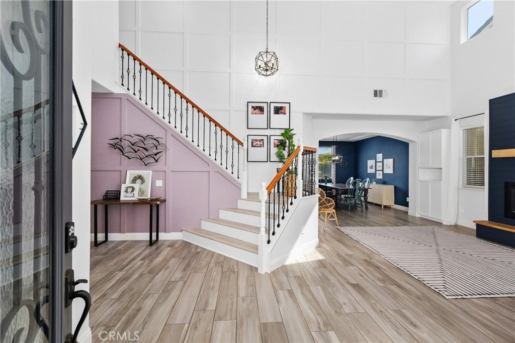 27098 Tube Rose Street