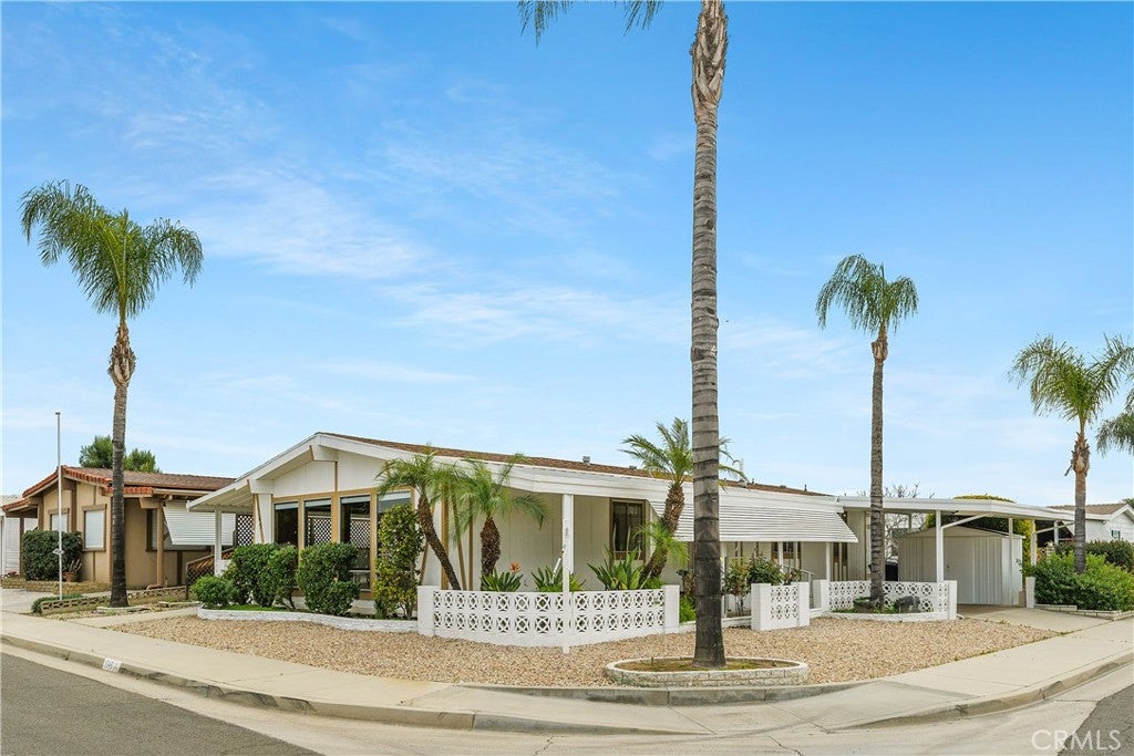 1145 Santa Maria