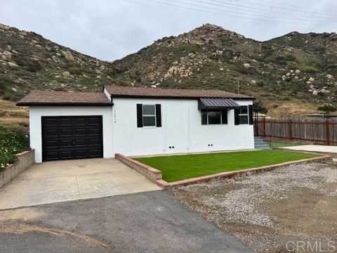 Photo of 13510 Willow Road, Lakeside, CA 92040 (MLS # PTP2601742)