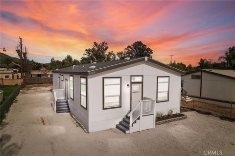 Photo of 33064 Willard Street, Winchester, CA 92596 (MLS # SW26068695)