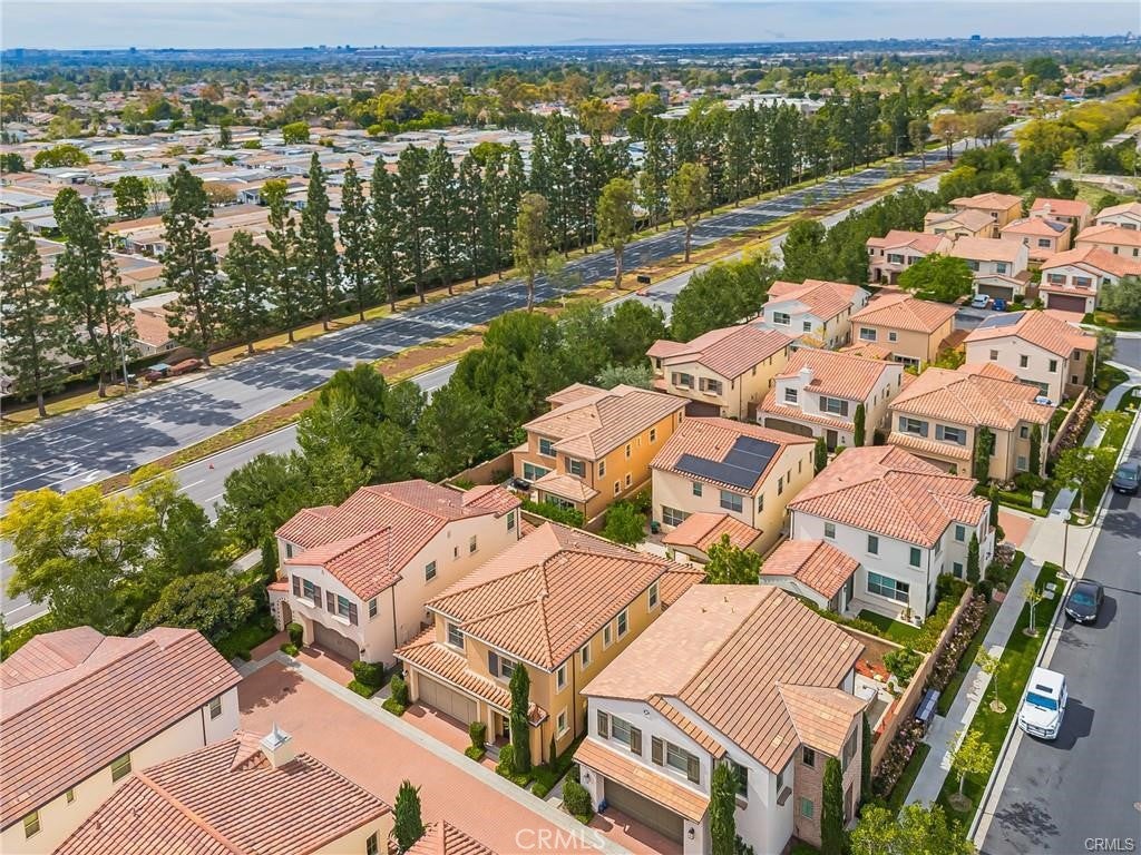 126 Gulfstream, Irvine CA 92620 - Photo 56