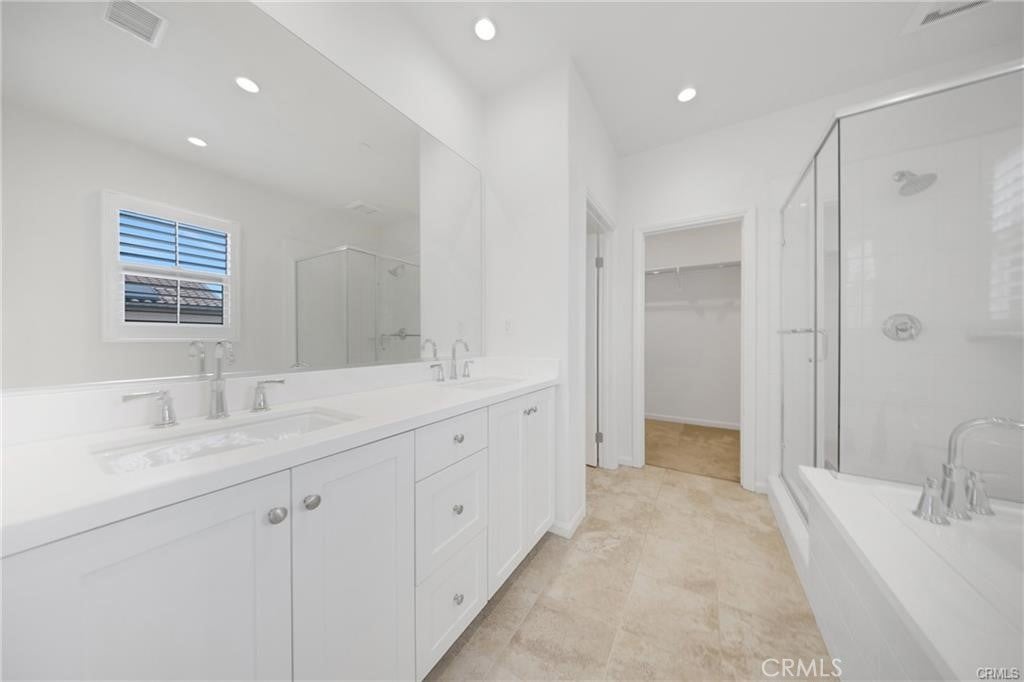 126 Gulfstream, Irvine CA 92620 - Photo 36