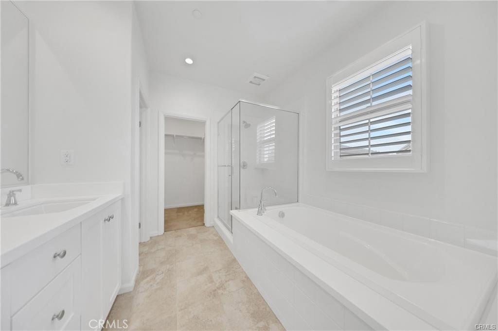 126 Gulfstream, Irvine CA 92620 - Photo 37