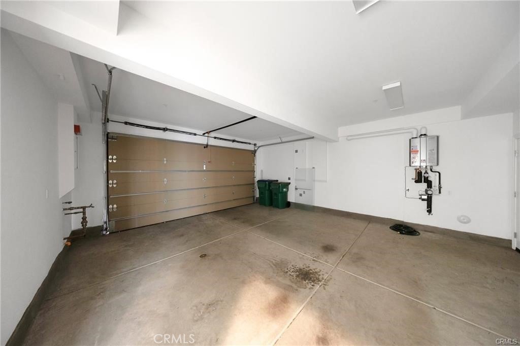 126 Gulfstream, Irvine CA 92620 - Photo 41