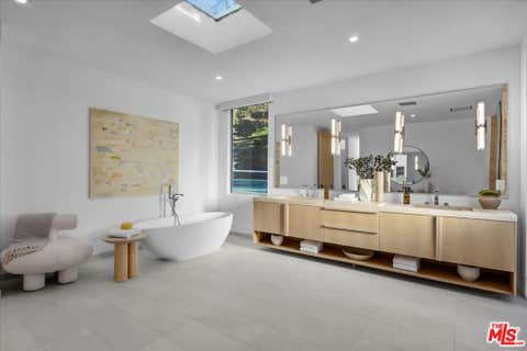 Tiny photo for 1836 Loma Vista Drive, Beverly Hills, CA 90210 (MLS # 26861511)