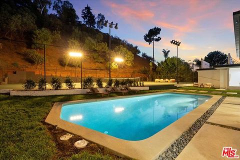Tiny photo for 1836 Loma Vista Drive, Beverly Hills, CA 90210 (MLS # 26861511)