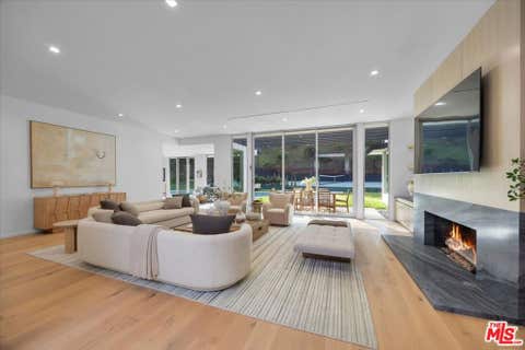 Tiny photo for 1836 Loma Vista Drive, Beverly Hills, CA 90210 (MLS # 26861511)