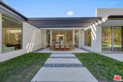 Tiny photo for 1836 Loma Vista Drive, Beverly Hills, CA 90210 (MLS # 26861511)
