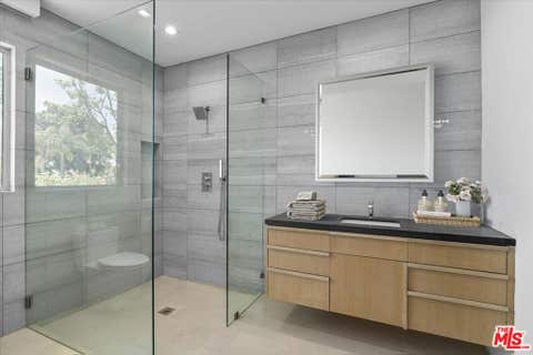 Tiny photo for 1836 Loma Vista Drive, Beverly Hills, CA 90210 (MLS # 26861511)
