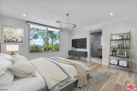 Tiny photo for 1836 Loma Vista Drive, Beverly Hills, CA 90210 (MLS # 26861511)