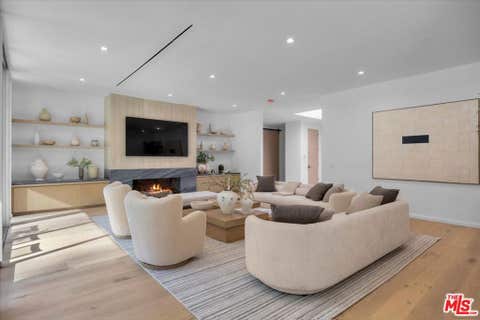 Tiny photo for 1836 Loma Vista Drive, Beverly Hills, CA 90210 (MLS # 26861511)