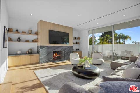 Tiny photo for 1836 Loma Vista Drive, Beverly Hills, CA 90210 (MLS # 26861511)