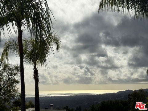Tiny photo for 1836 Loma Vista Drive, Beverly Hills, CA 90210 (MLS # 26861511)