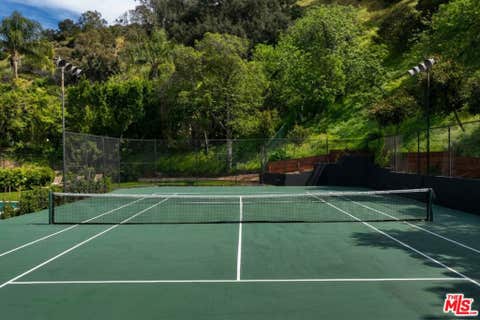 Tiny photo for 1836 Loma Vista Drive, Beverly Hills, CA 90210 (MLS # 26861511)