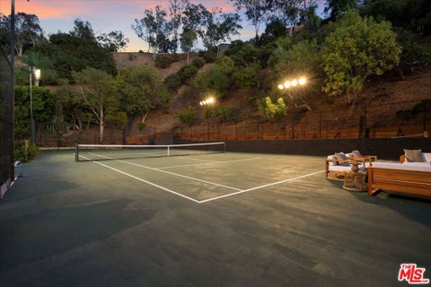 Tiny photo for 1836 Loma Vista Drive, Beverly Hills, CA 90210 (MLS # 26861511)