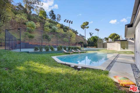 Tiny photo for 1836 Loma Vista Drive, Beverly Hills, CA 90210 (MLS # 26861511)