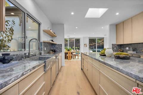 Tiny photo for 1836 Loma Vista Drive, Beverly Hills, CA 90210 (MLS # 26861511)
