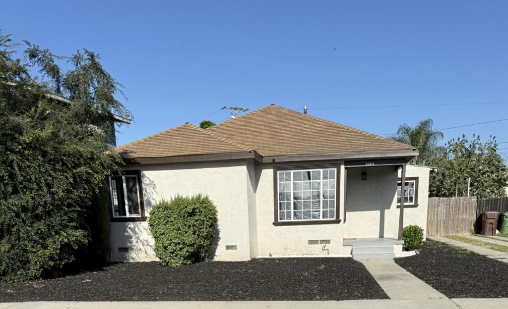 Photo of 2009 N Pannes Avenue, Compton, CA 90221 (MLS # ML82043423)